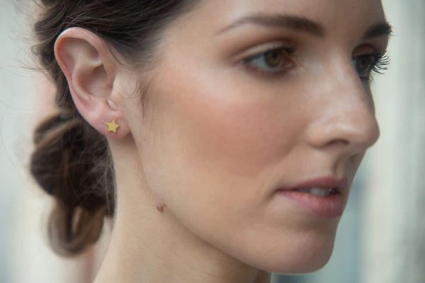 _66C7563 Crooms Hill Studs in Silver