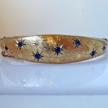 P1200246 Vintage 9ct Gold Sapphire Bangle